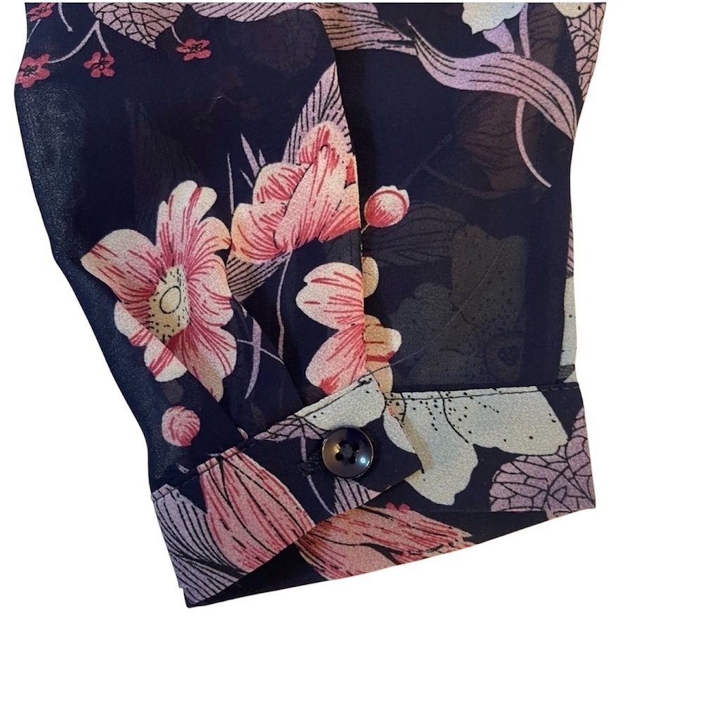 Urban Coco Semi-Sheer Navy Floral Print Blouse Women’s Medium Boho - Picture 4 of 10